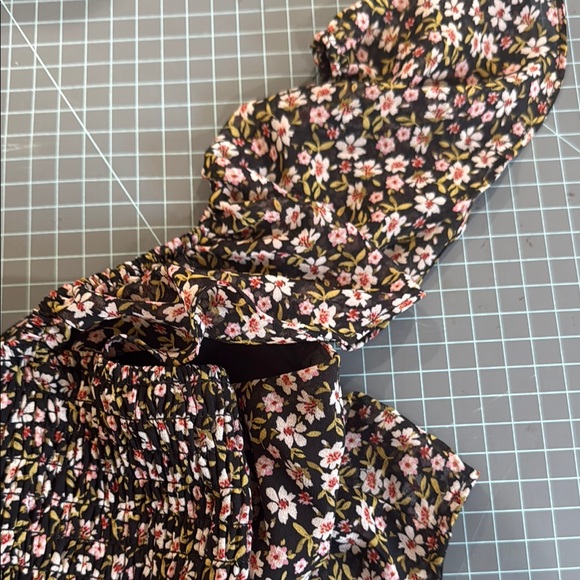 Lily Rose Black and White One Shoulder Sundress - Picture 6 of 10